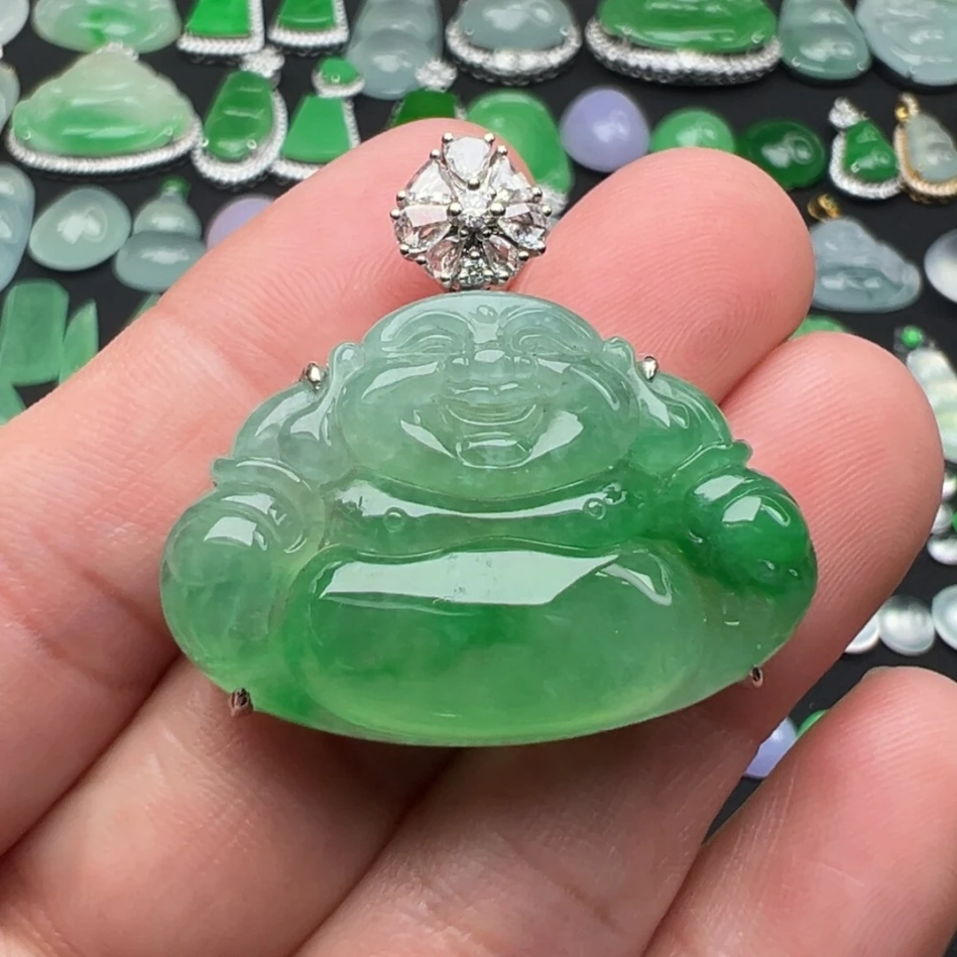 翡翠颈饰18K金镶嵌佛23