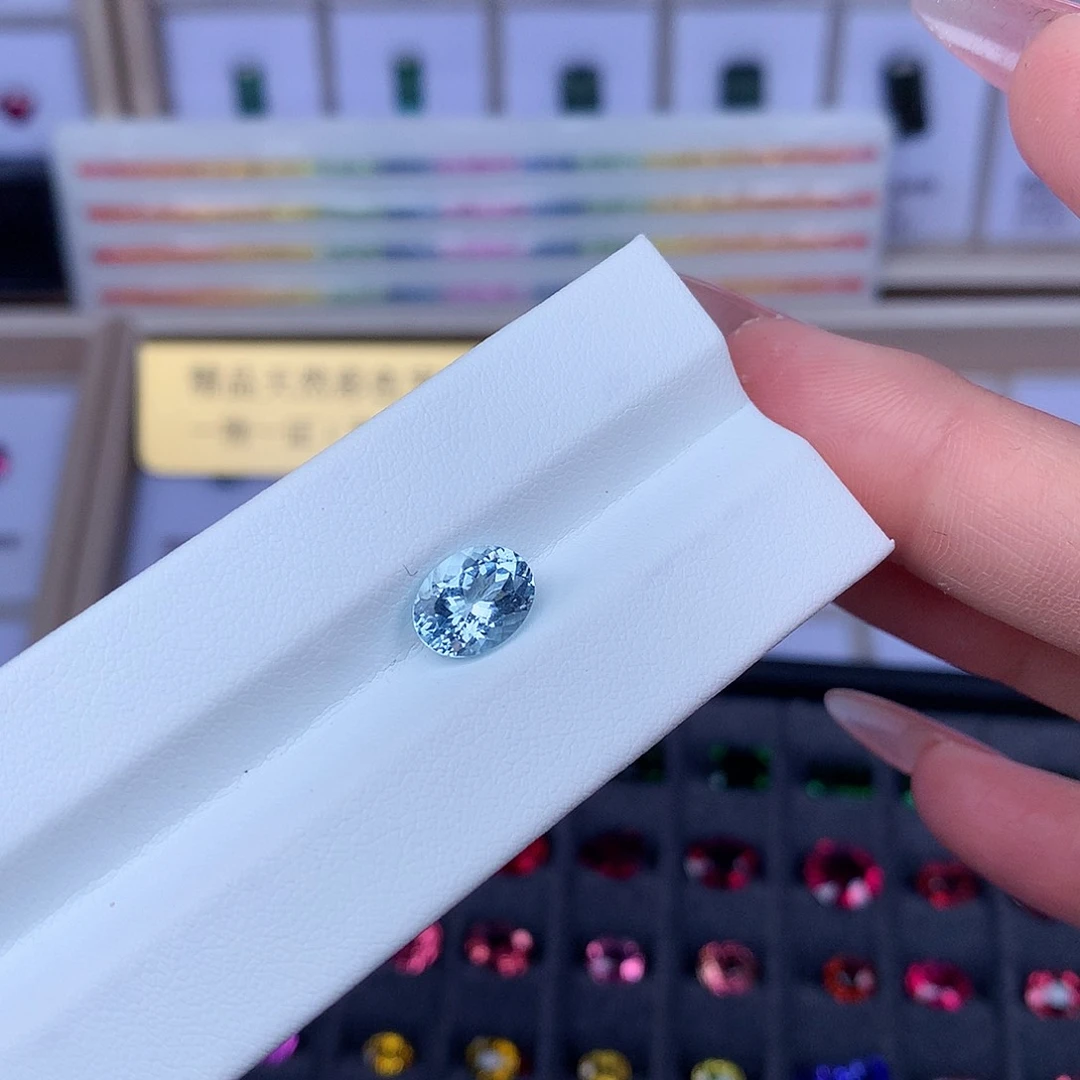 海蓝宝石裸石未镶嵌1.94克拉