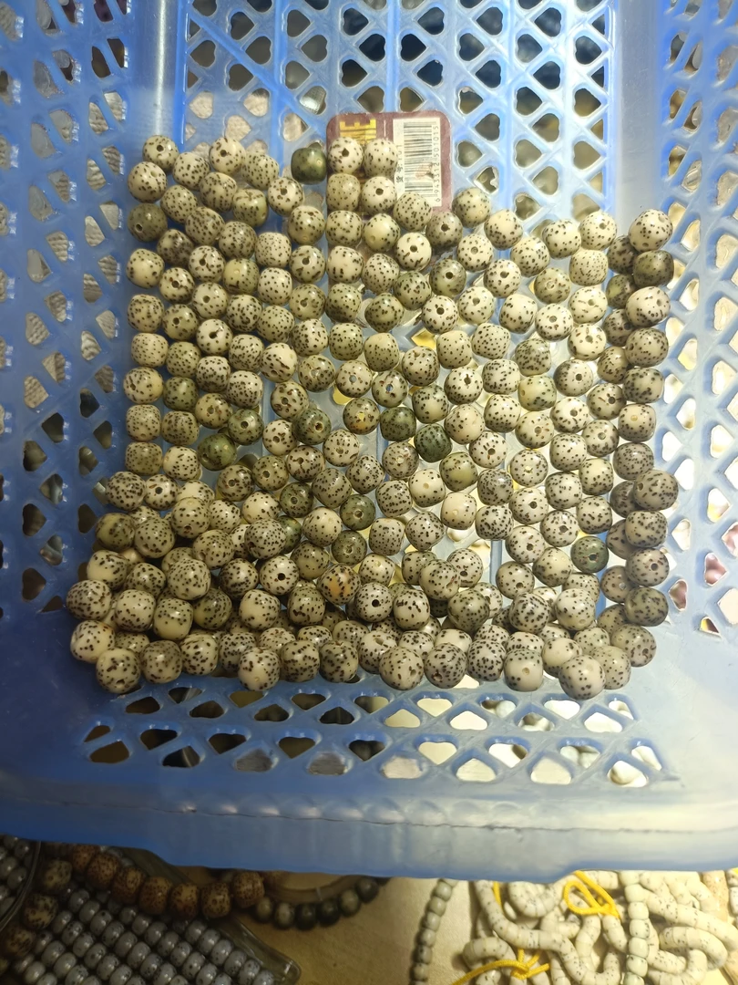 卡9     9*8散籽长串108