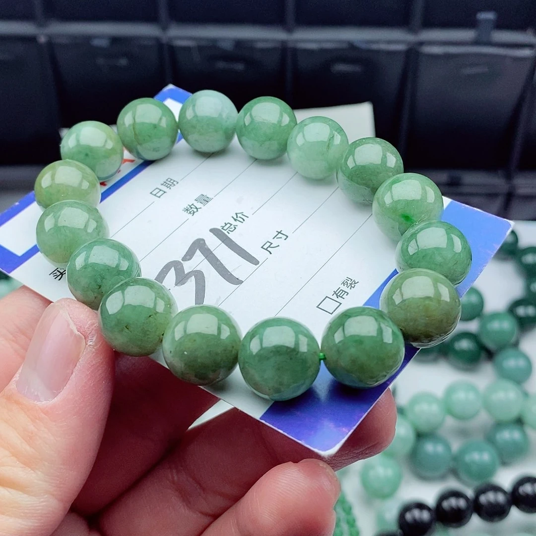 翡翠毛衣链未镶嵌