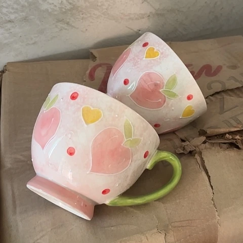 微瑕，不能明火，底部有裂，水蜜桃2个