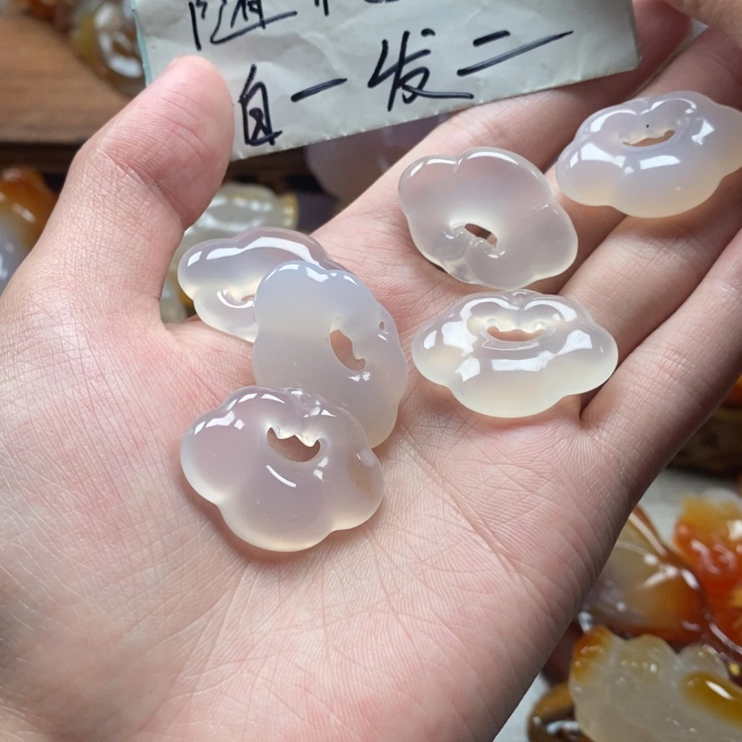 玛瑙/玉髓未镶嵌颈饰