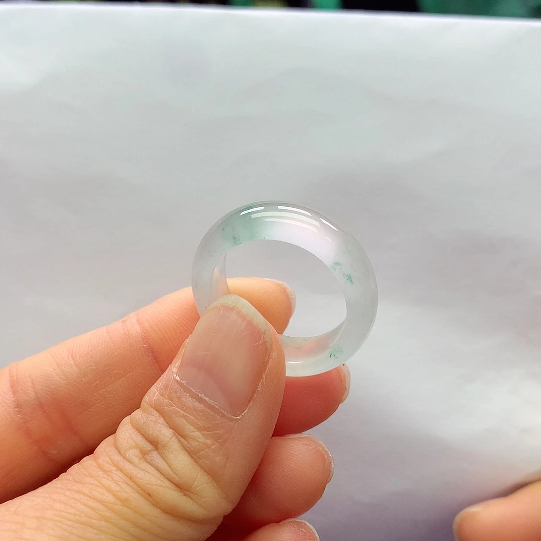 石英质玉戒指未镶嵌