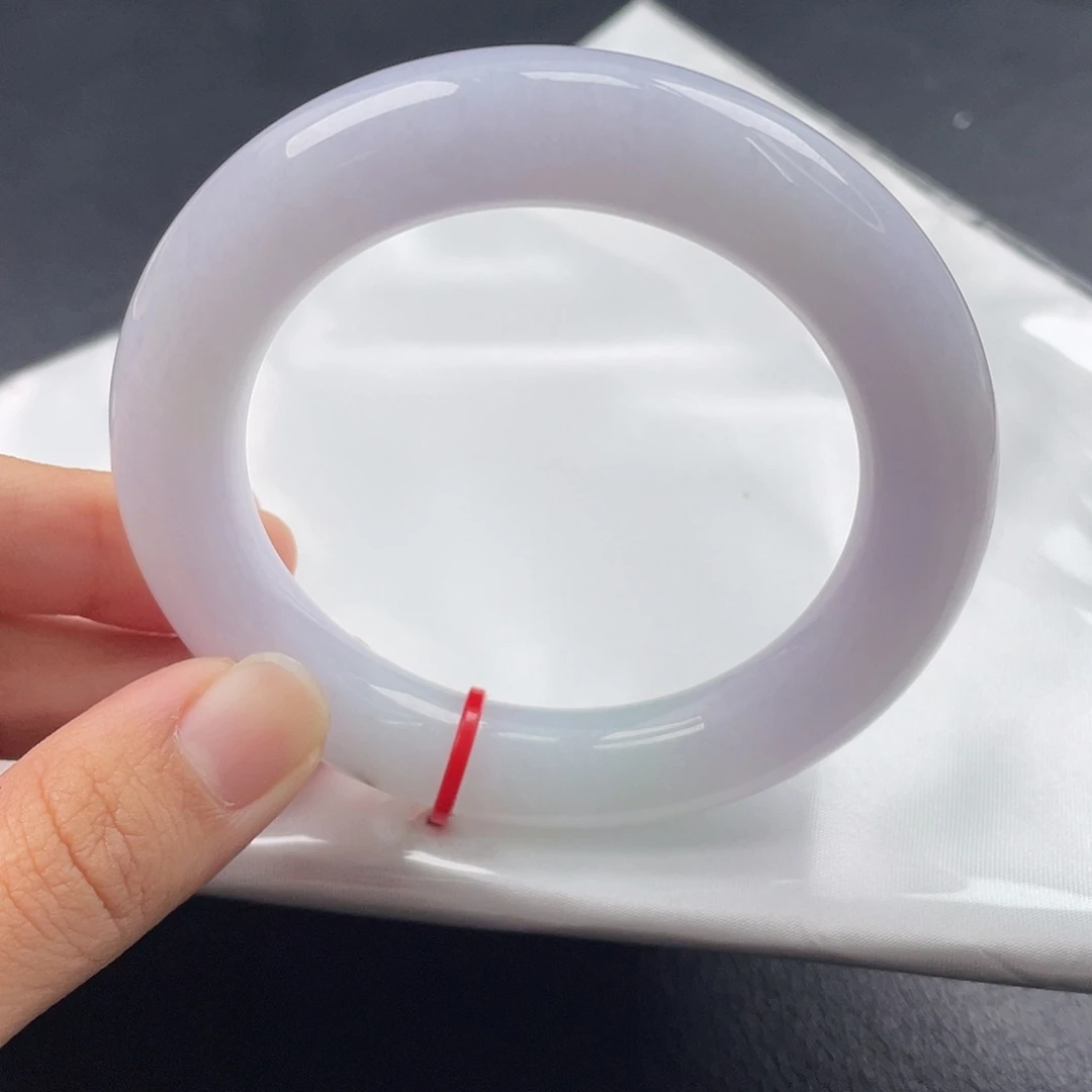 翡翠未镶嵌手镯（圆镯）55圈