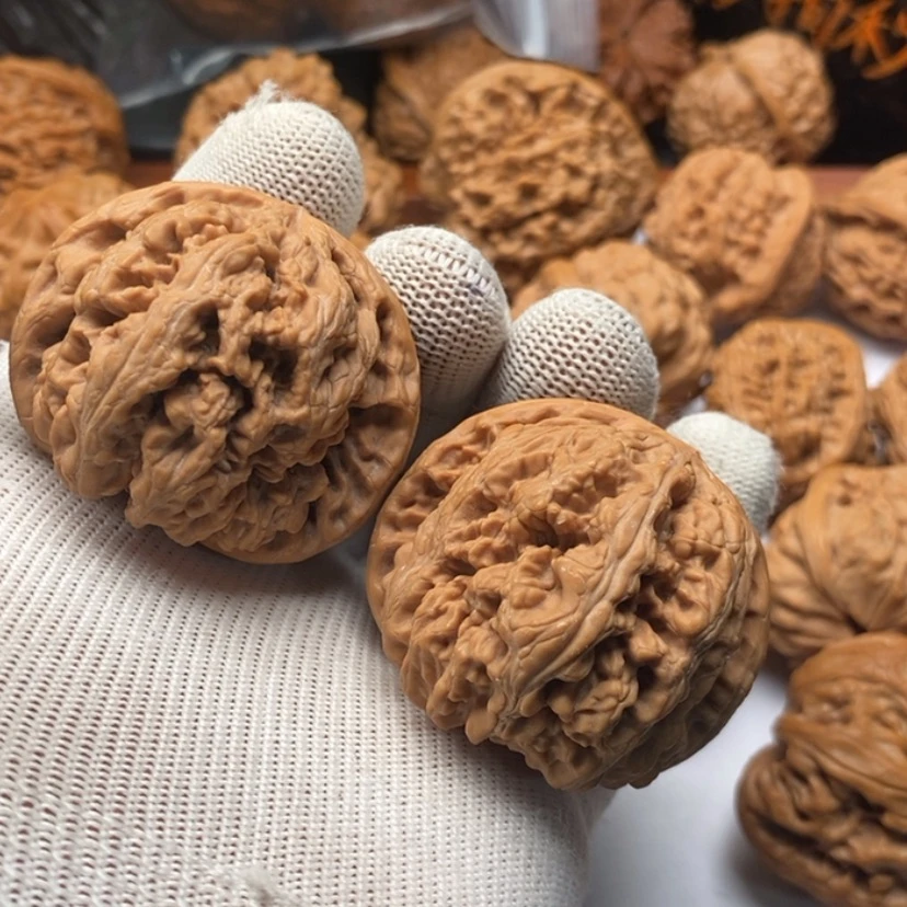 【闪购商品】文玩核桃把件c****t26粗筋