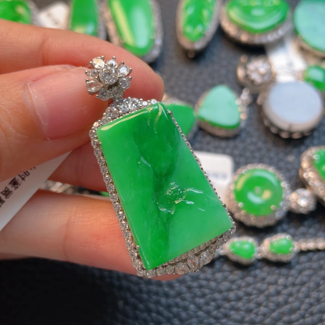 翡翠银S925镶嵌颈饰