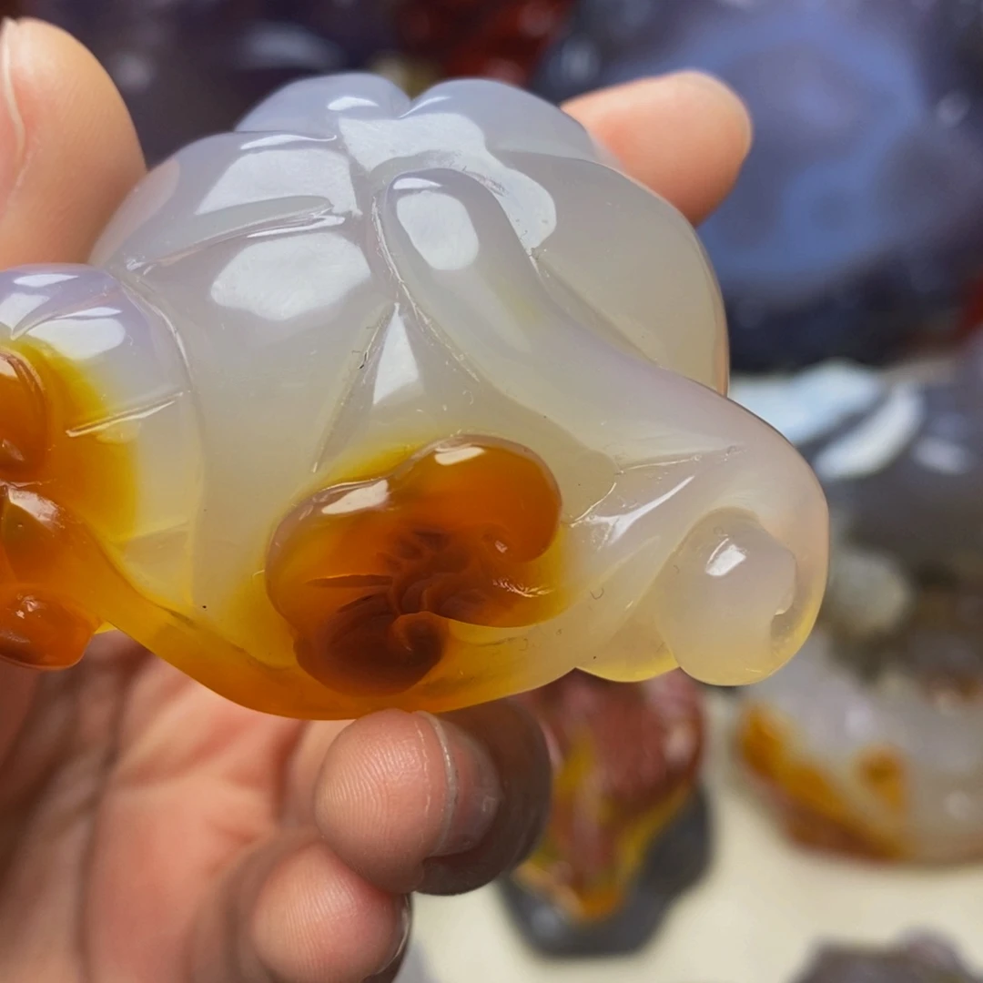 玛瑙/玉髓手把件未镶嵌