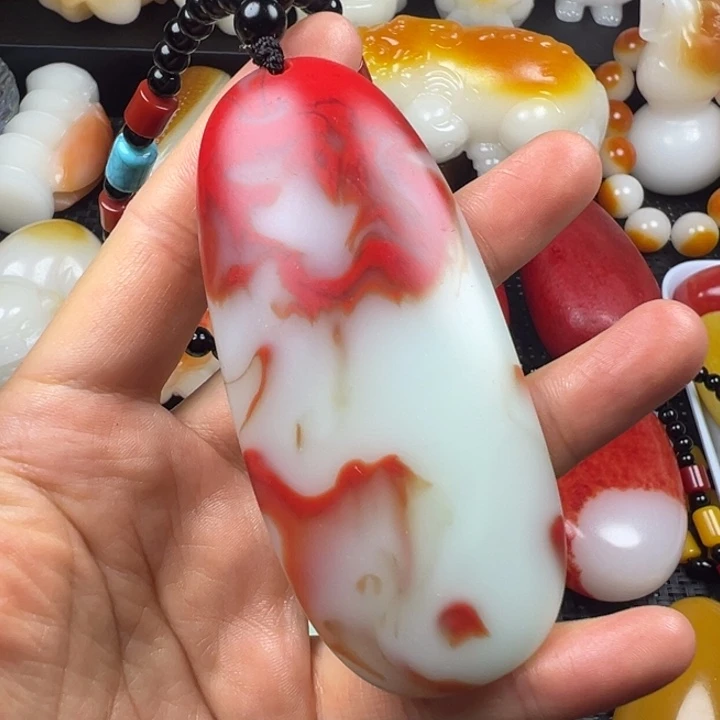 新疆戈壁五彩石金丝