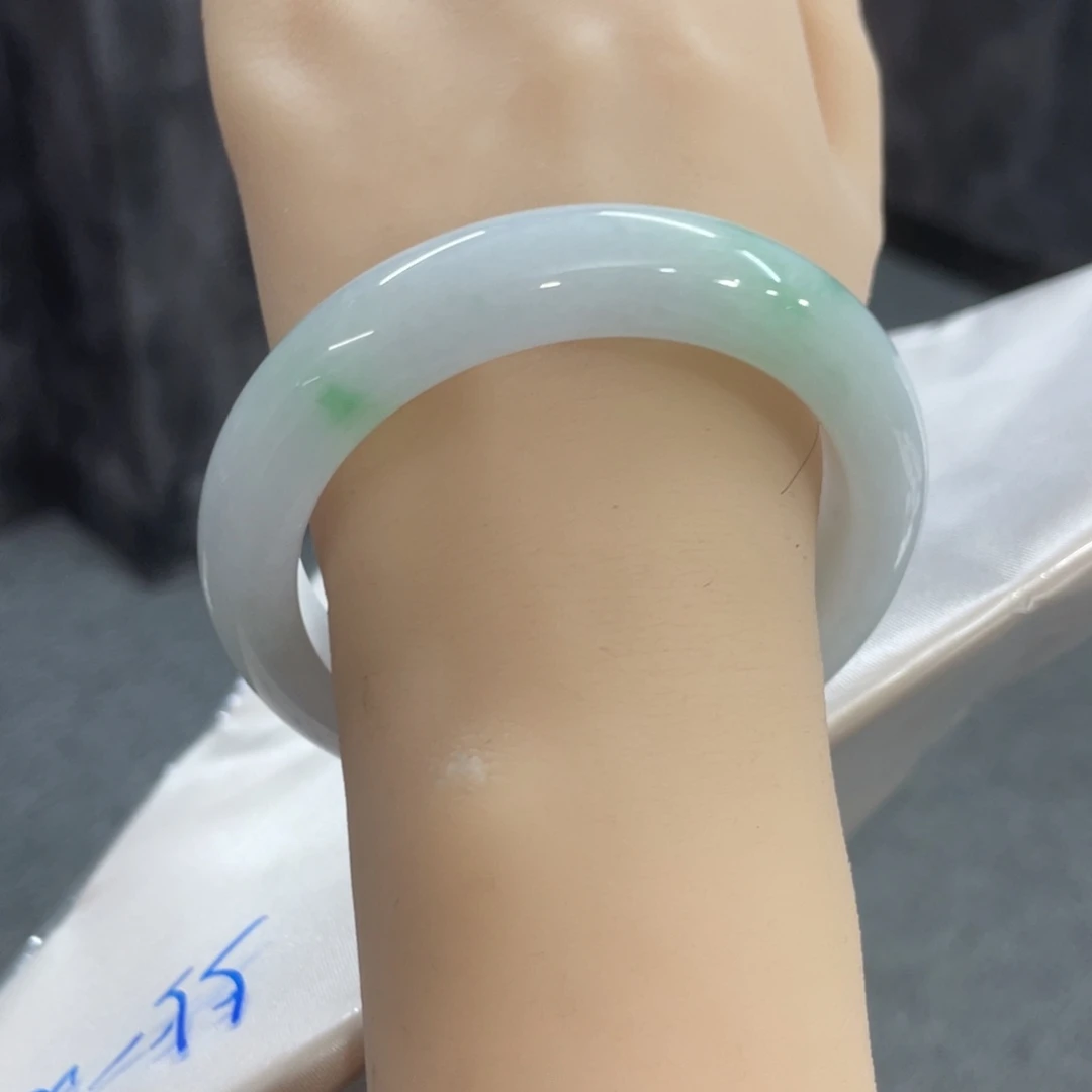 未镶嵌手镯翡翠未镶嵌翡翠