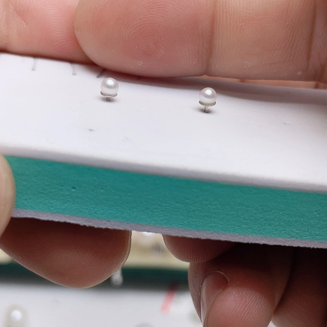 龙***馆耳饰淡水珍珠银S925镶嵌