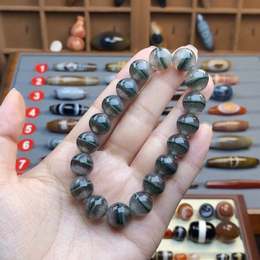 八***哥玛瑙/玉髓颈饰未镶嵌