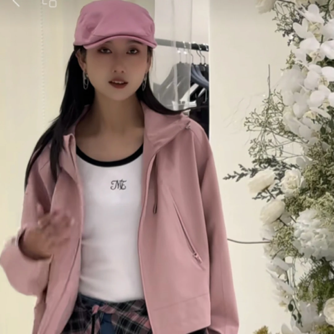 玛丝恩迪轻熟风防脏春季拉链女连帽短外套