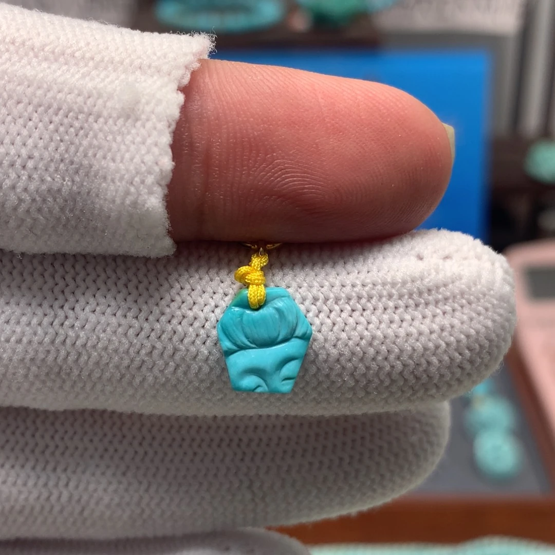 绿松石未镶嵌挂件