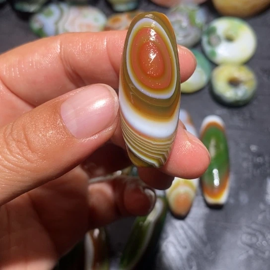 石英质玉未镶嵌珠宝半成品天**音