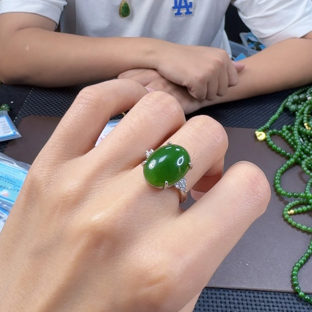 和田玉（碧玉）戒指合金