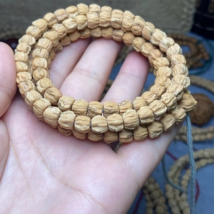 【闪购商品】吊坠柏香籽/百香籽
