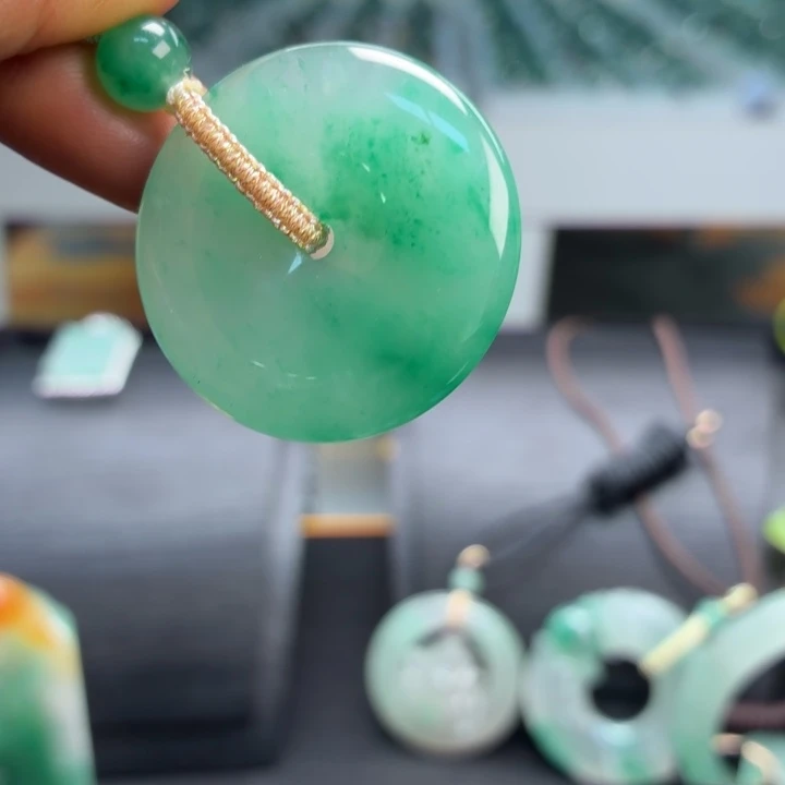 石英质玉未镶嵌吊坠(不含链)