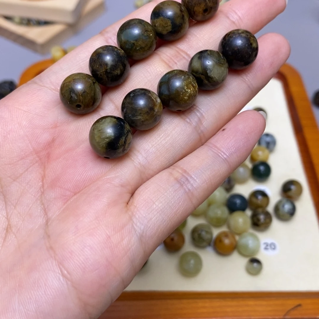 蛇纹石玉合金配饰S****e