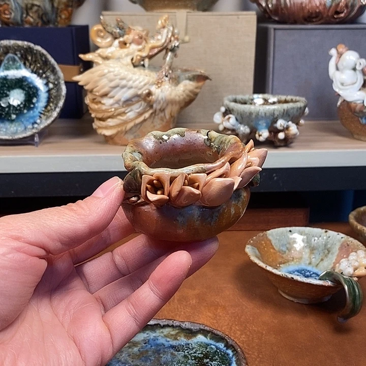 瓷片我们的确是一个人