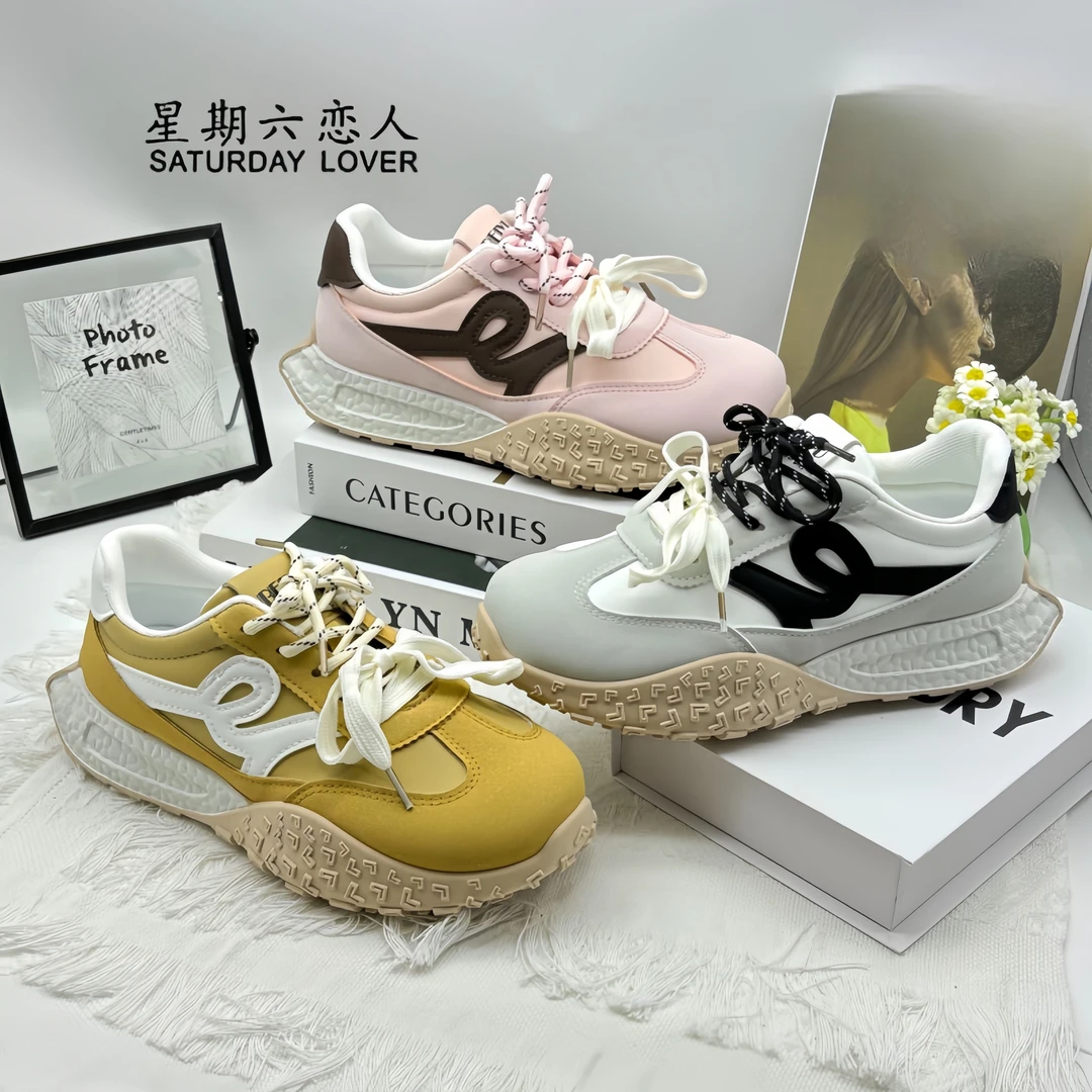 星期六恋人时尚休闲鞋女士春季新款户外舒适百搭经典德训阿甘鞋女