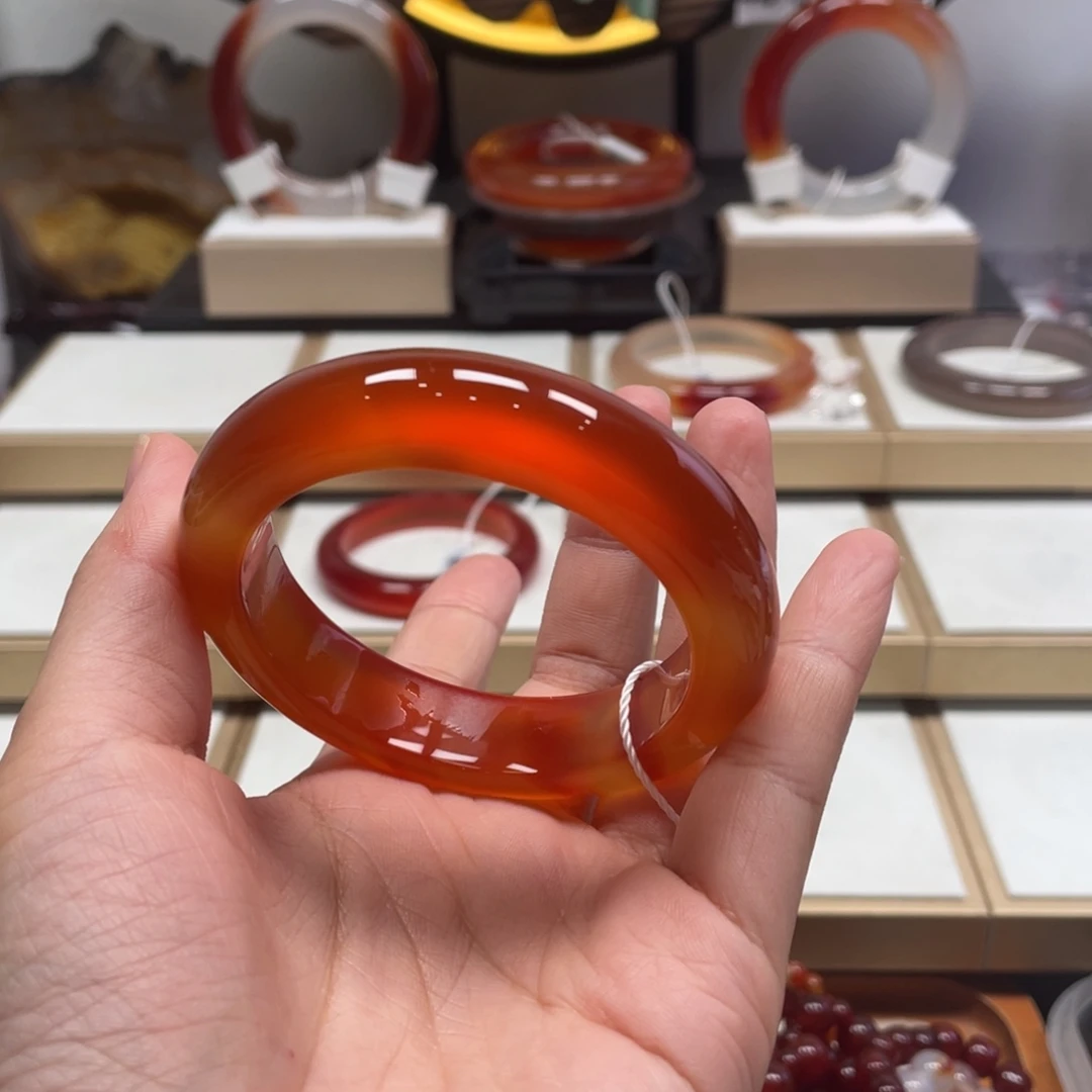 玛瑙/玉髓未镶嵌手镯
