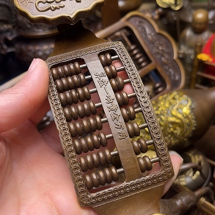 精美铜器批发档口