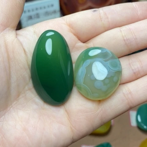 未镶嵌颈饰玛瑙/玉髓泰**家打孔不退不换
