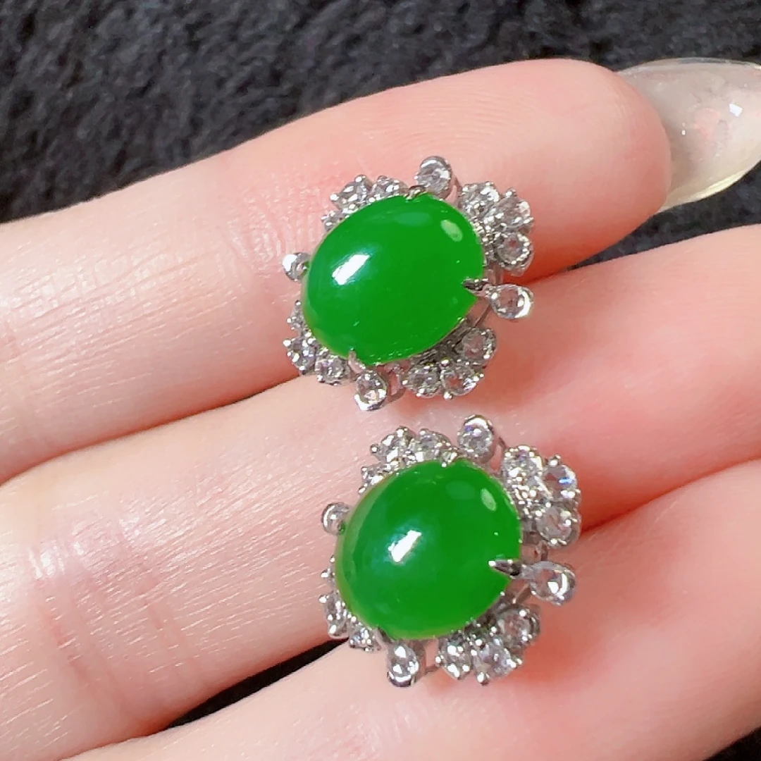 翡翠18K金镶嵌耳饰签收后24小时鉴赏期，过时不退