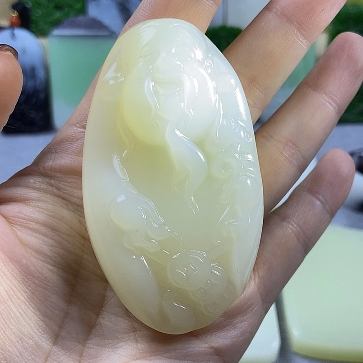 颈饰未镶嵌和田玉