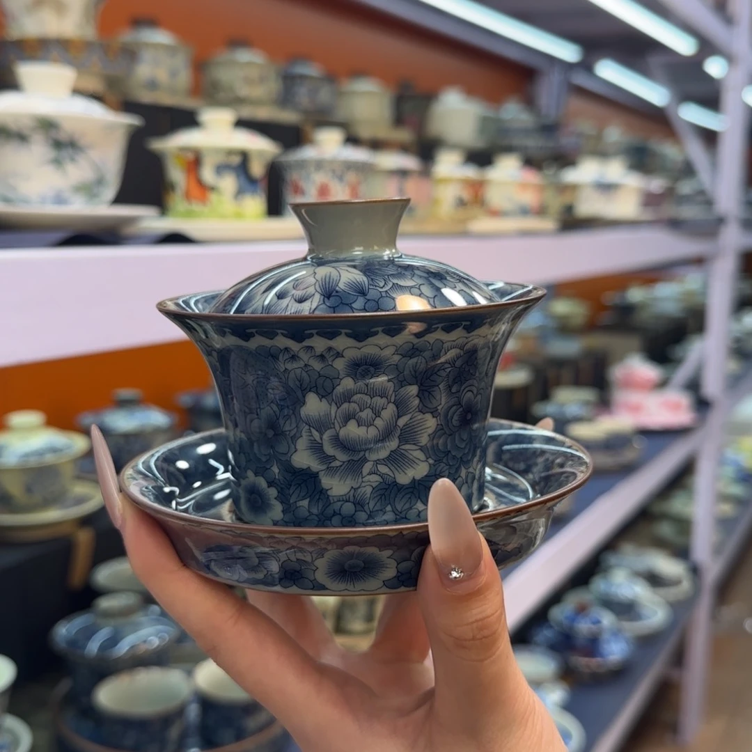 我在外面吃饭呢你在哪了我