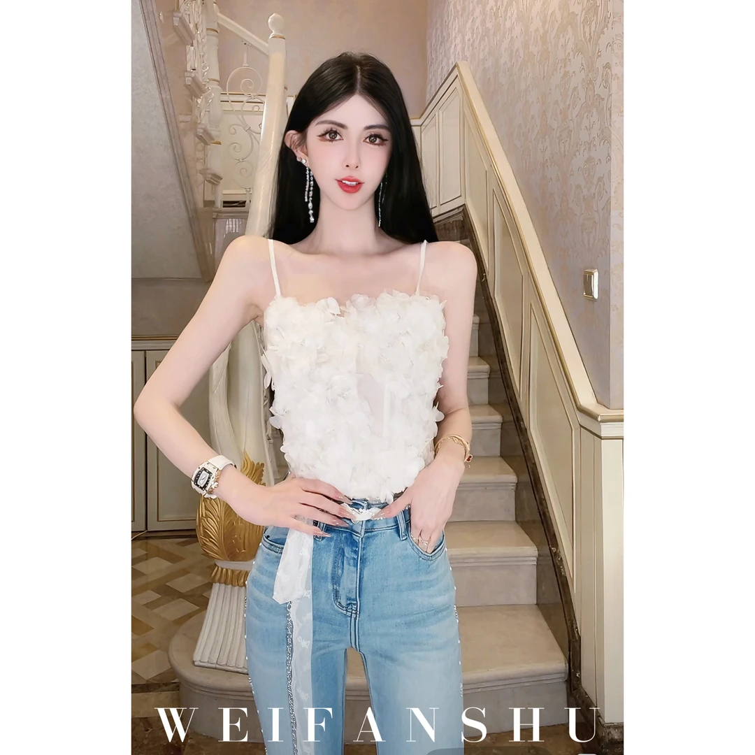 WEIFANSHU/魏凡舒【波尔花园】春夏新款重工花朵甜美短款百搭吊带