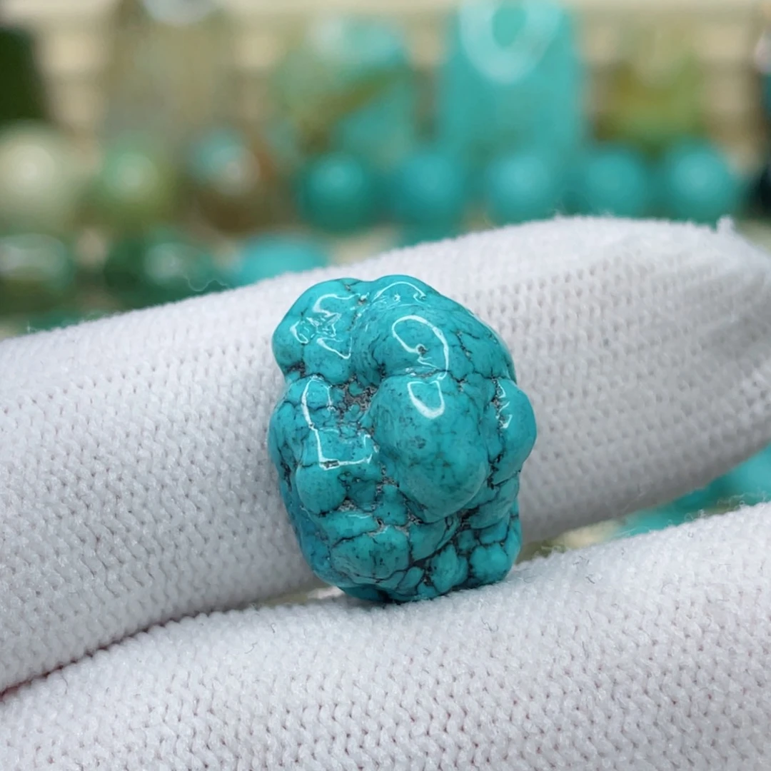 未镶嵌绿松石珠宝奇石