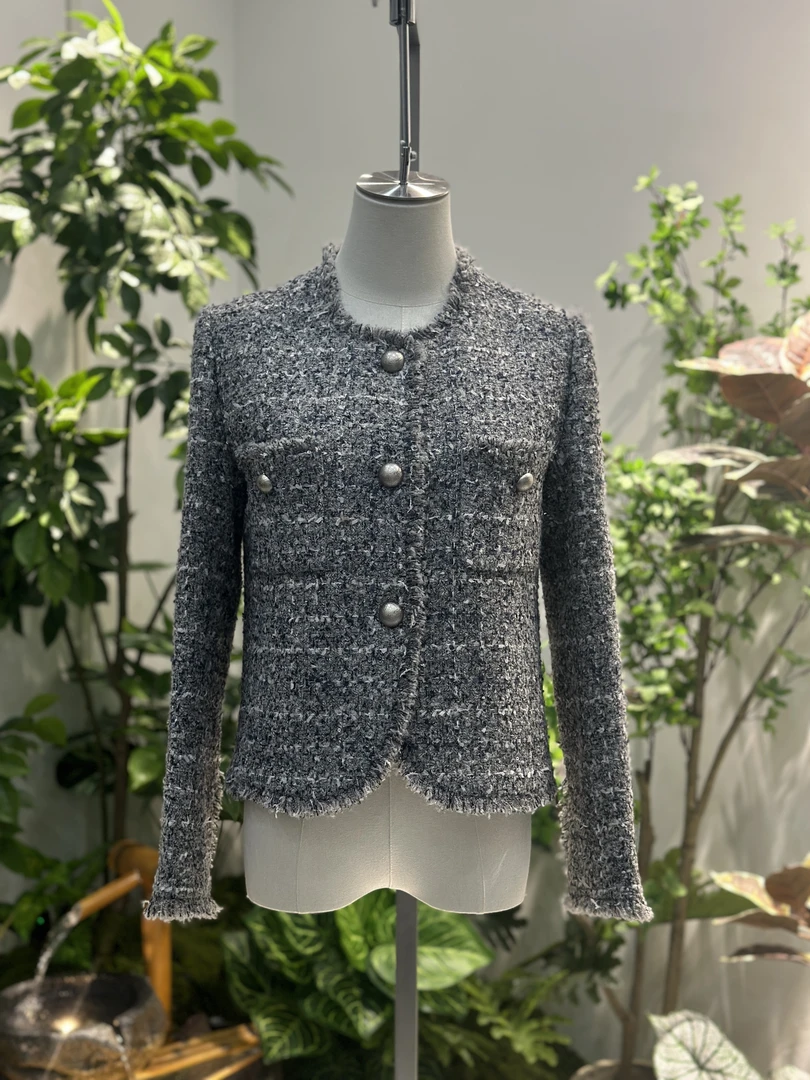 剀剀莉  新款灰色（雾蓝山）百搭圆领软花呢小香风外套（0-15度穿）