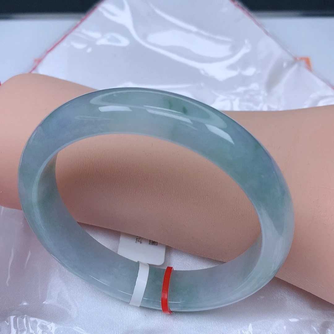【闪购商品】未镶嵌手镯翡翠，57