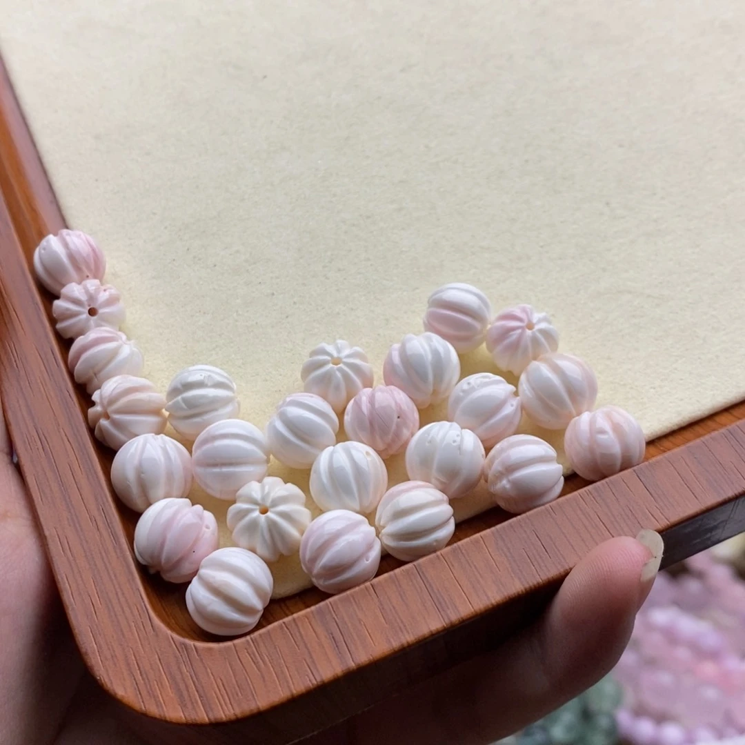 玛瑙/玉髓未镶嵌珠宝半成品两个天然女王，贝南瓜珠10mm