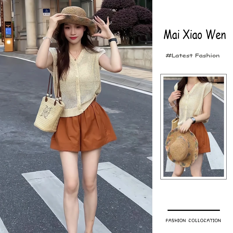 夏季流行穿搭整套新款2025韩系温柔风镂空针织上衣休闲短裤两件套