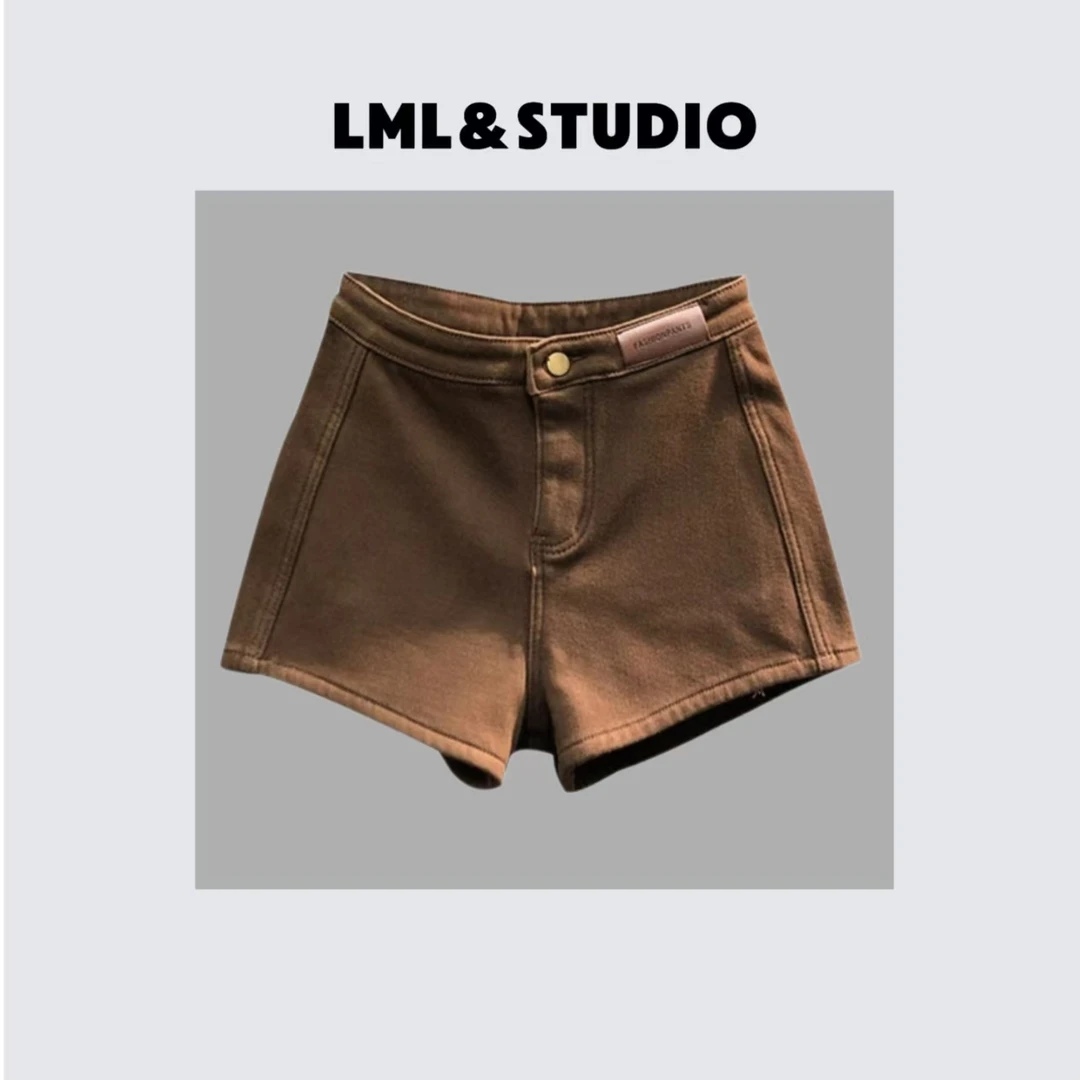 LI明兰2025新款秋冬加细绒复古修身显瘦时尚A字短裤