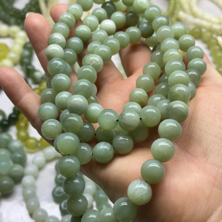 蛇纹石玉手串未镶嵌