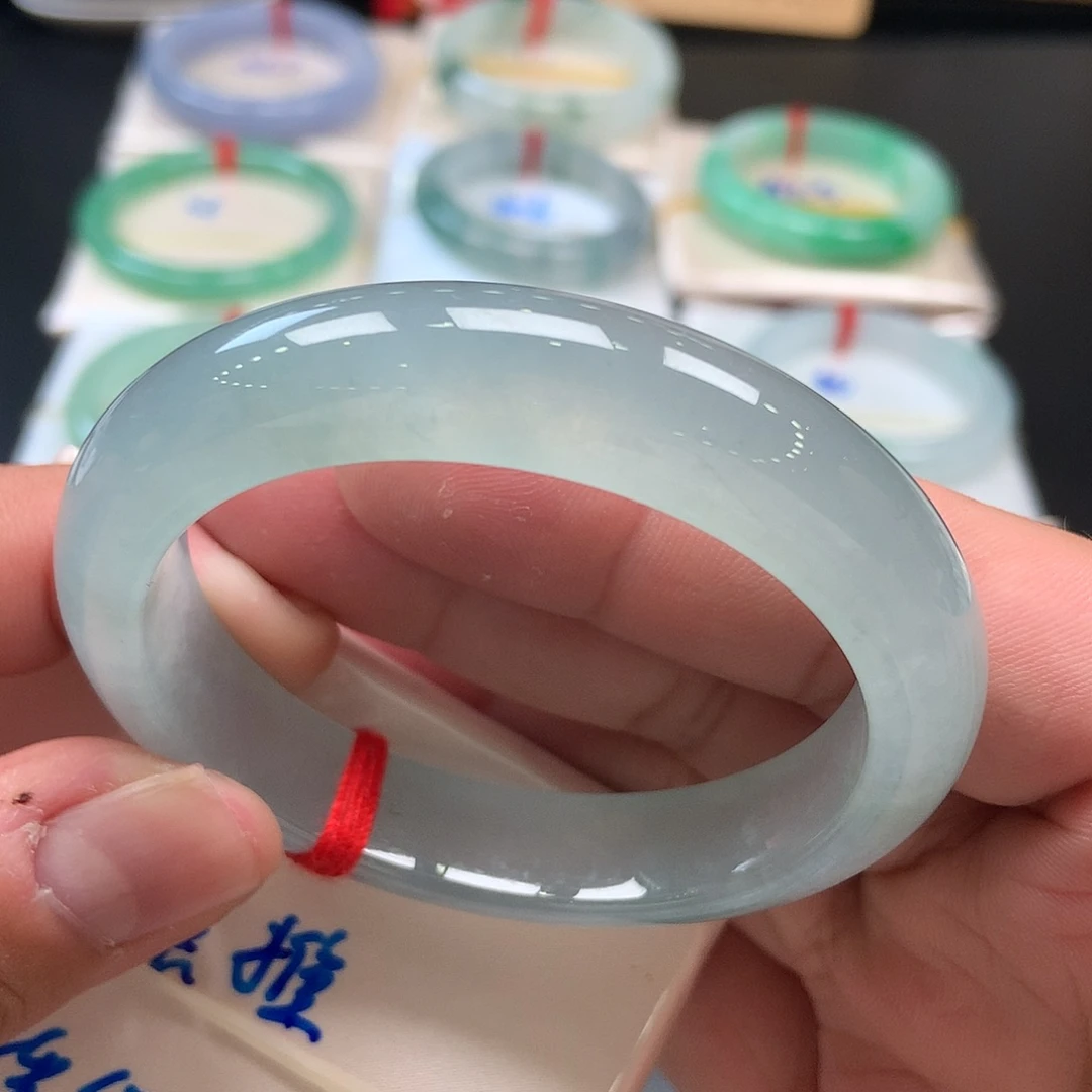 翡翠未镶嵌手镯65号