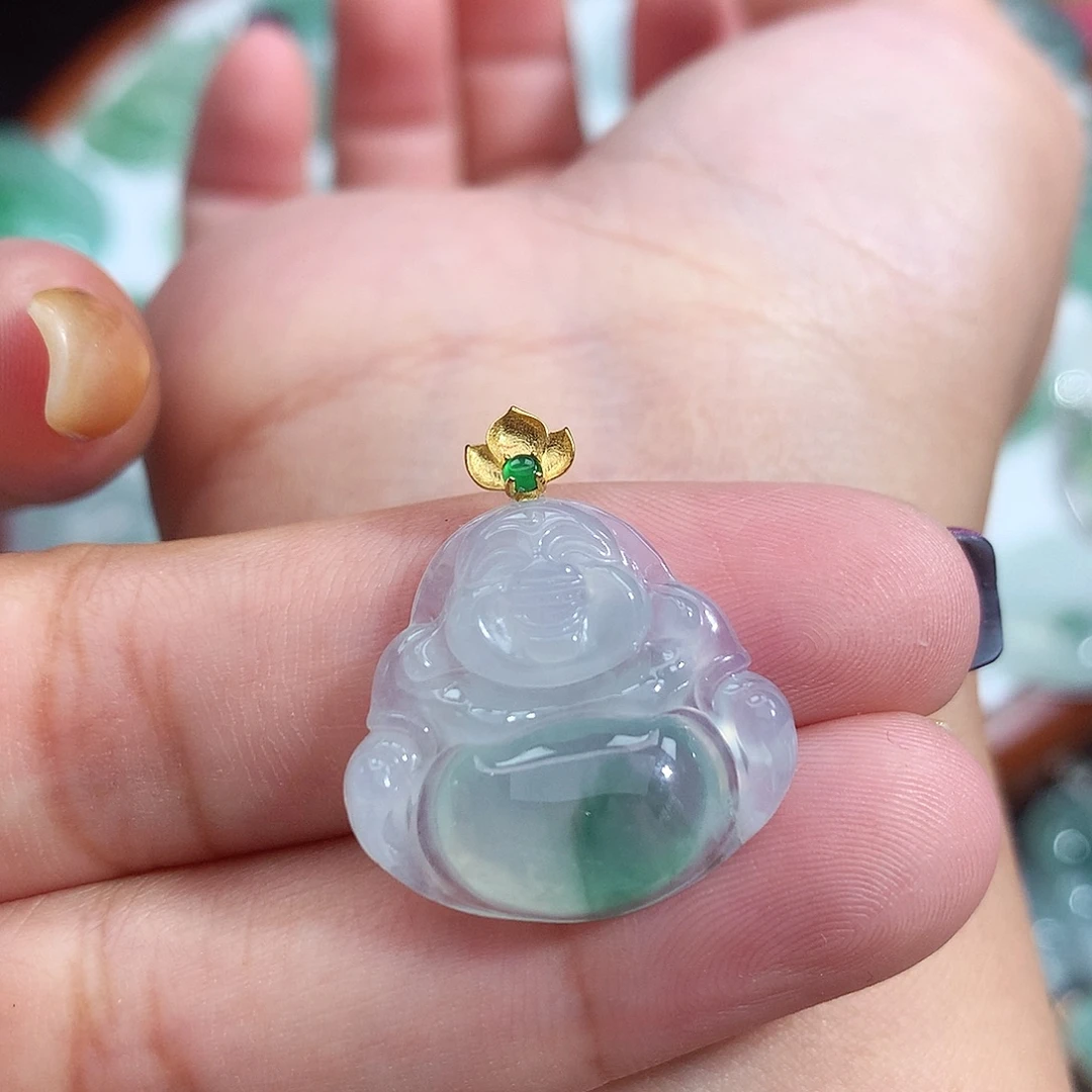 翡翠未镶嵌颈饰佛公