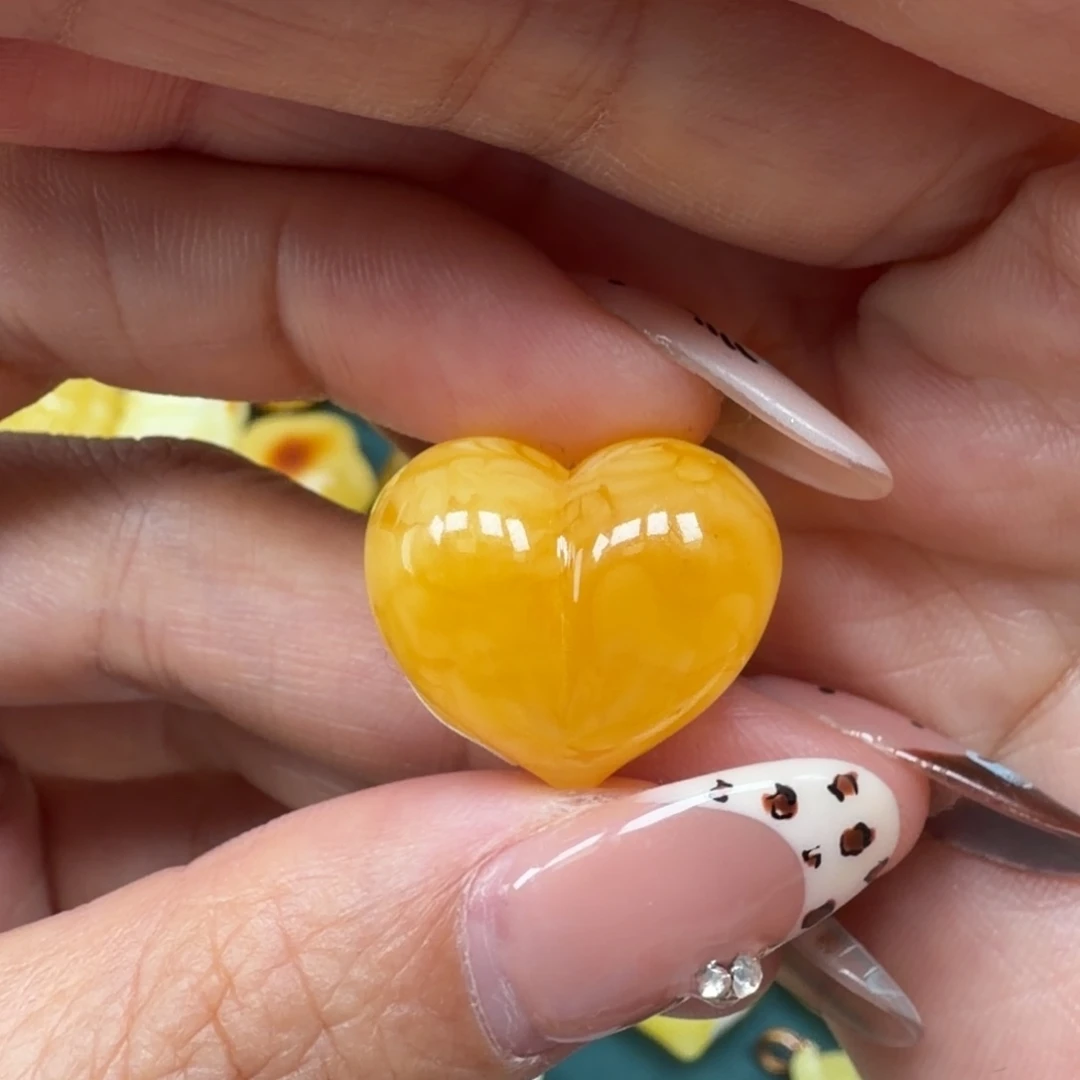 琥珀未镶嵌裸石蜜蜡