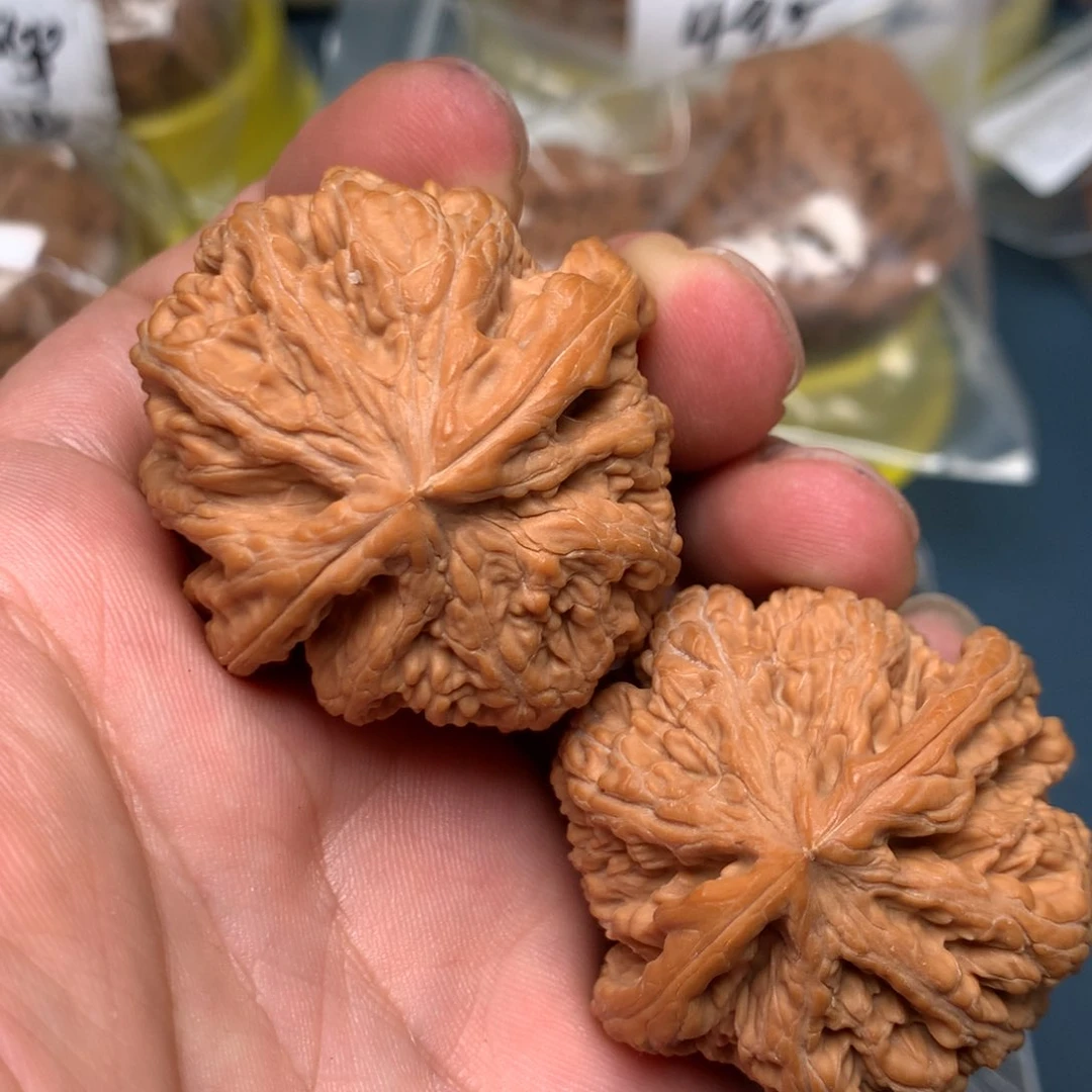 钰***文玩核桃把件41-22757-4