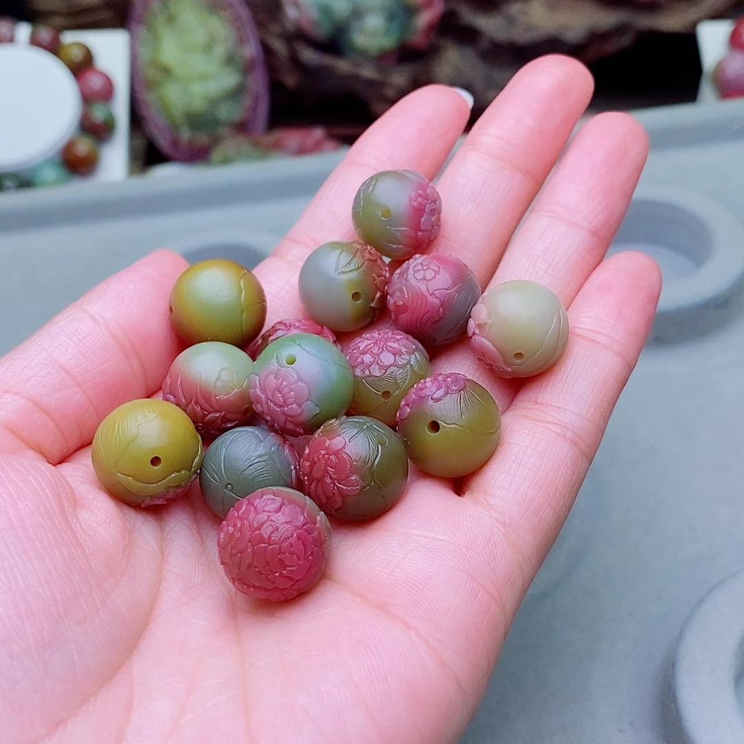 睡***.未镶嵌玛瑙/玉髓珠宝奇石盐源玛瑙定制