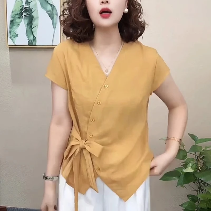 v领黄色衬衫女夏季2025新款高级感时尚显瘦系带收腰短袖气质上衣