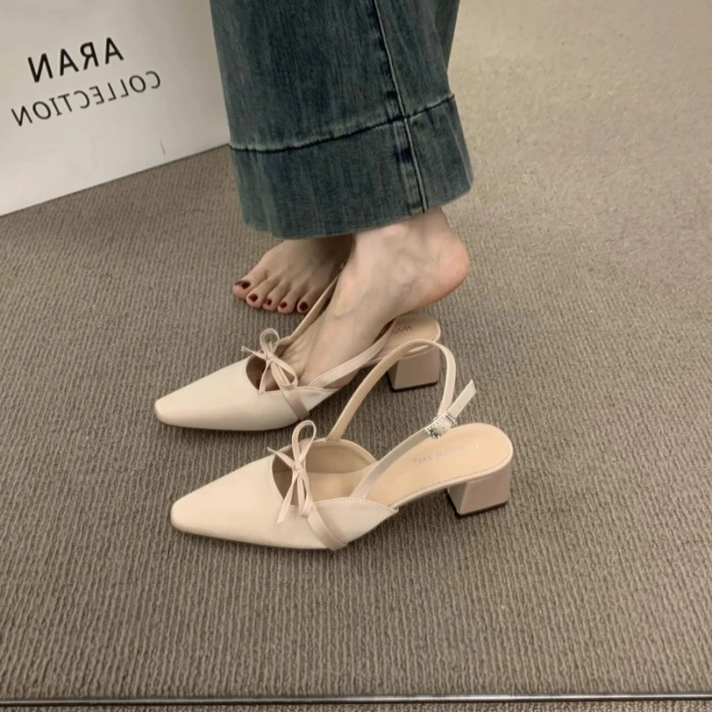 原创配裙子仙女风缎面蝴蝶结包头凉鞋女夏季新款通勤粗跟高跟鞋子