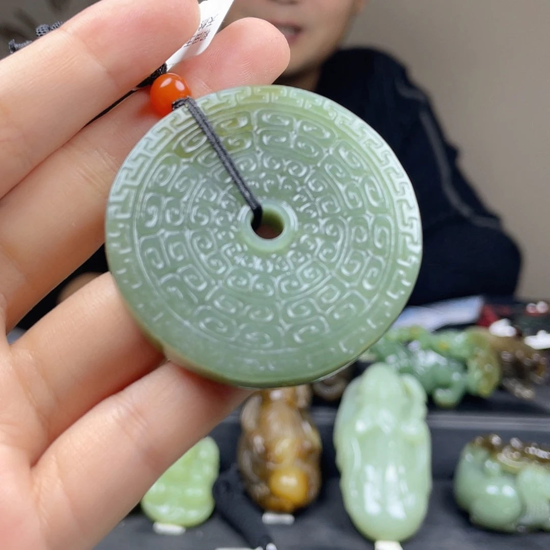 和田玉未镶嵌颈饰多样性发货