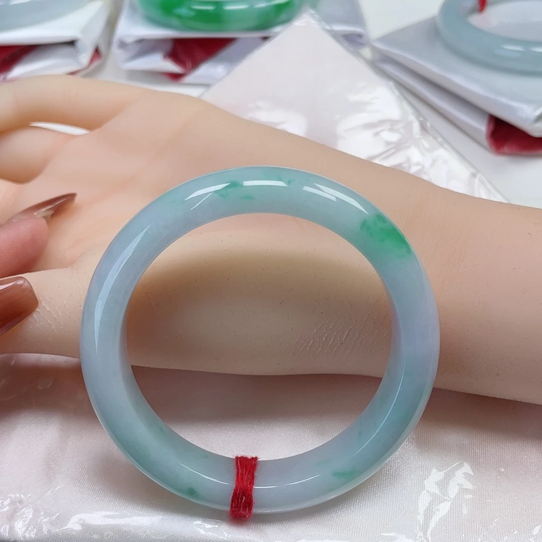 翡翠手镯未镶嵌缅甸翡翠53圈口84