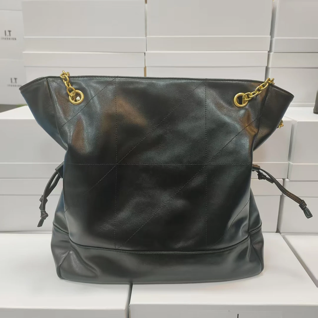 拉链暗袋手工抽绳纯色竖式单肩包女士简约斜跨侘寂风