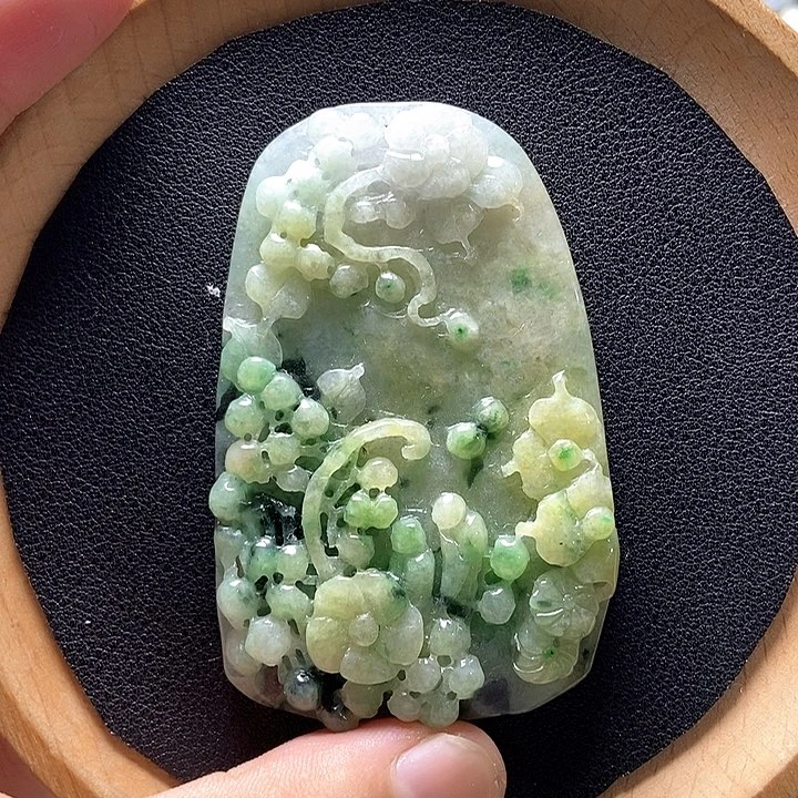 翡翠未镶嵌颈饰翡翠a货