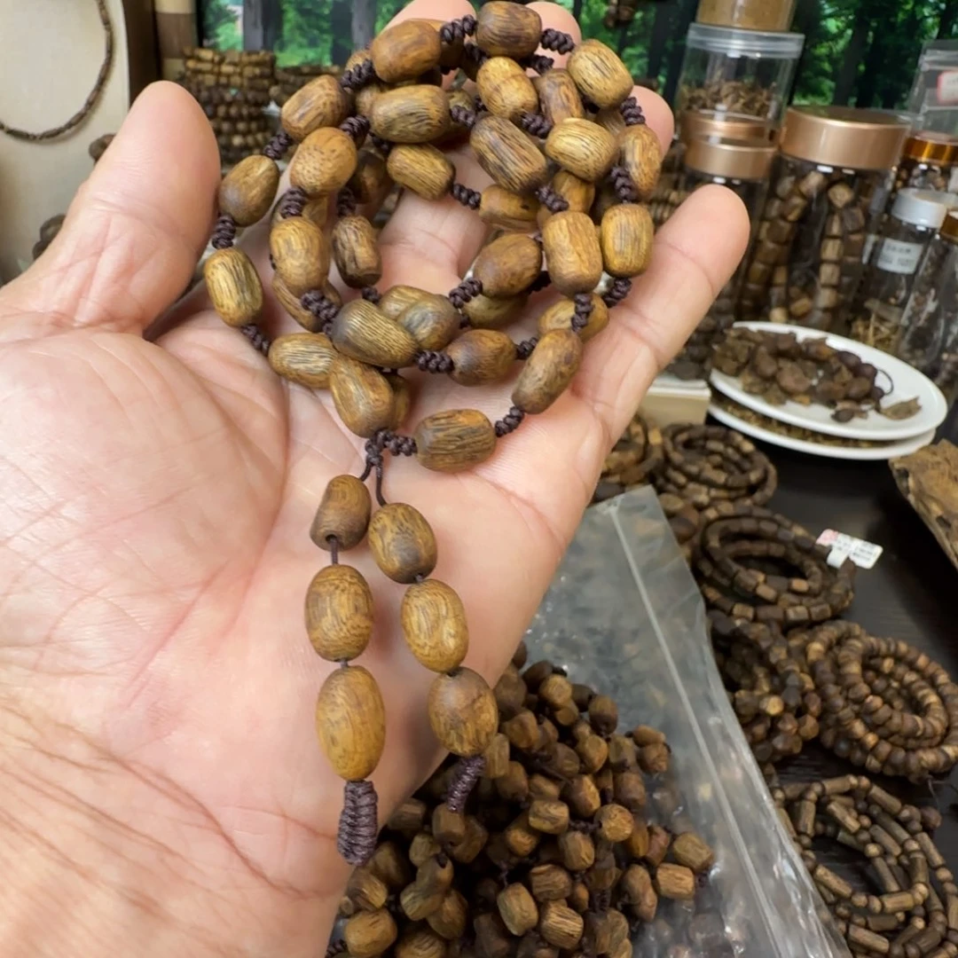 沉香手串白棋枣珠多圈发一